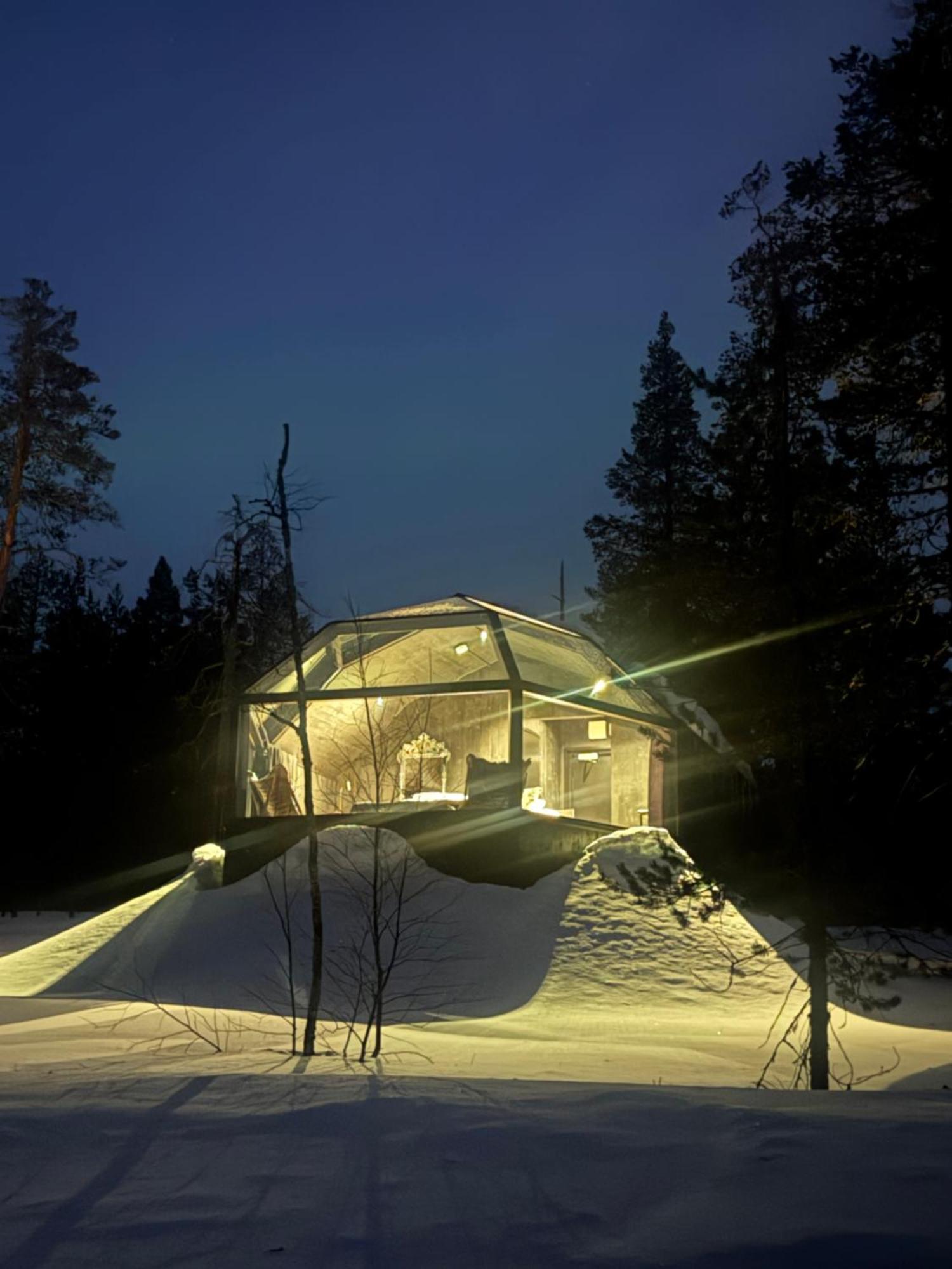 Aurora Queen Resort Igloos Saariselka Exterior photo