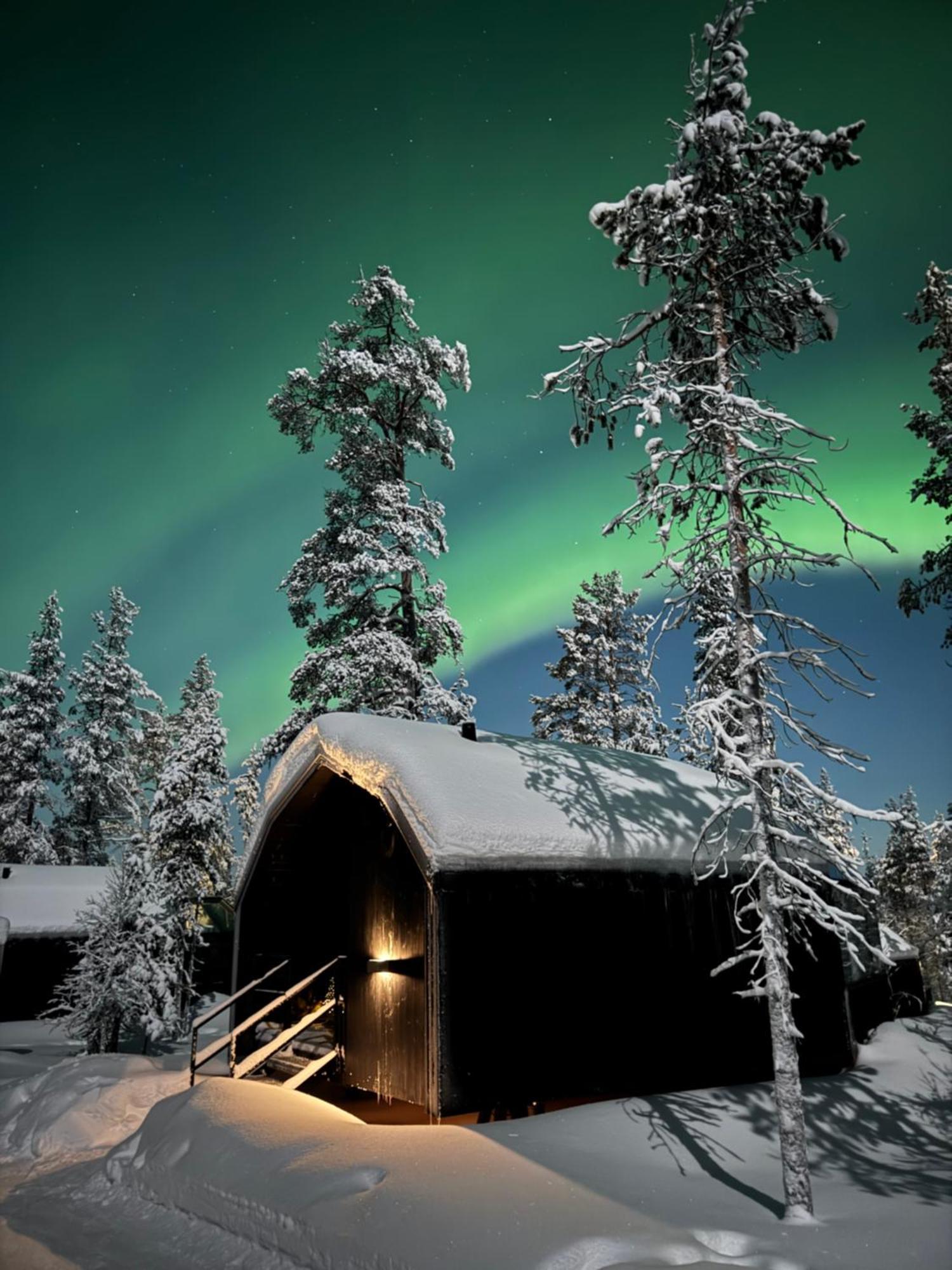 Aurora Queen Resort Igloos Saariselka Exterior photo
